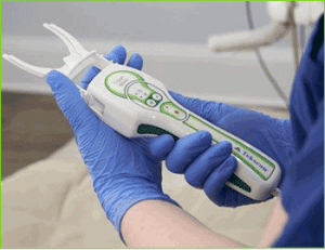 Person holding a T-Scan Device